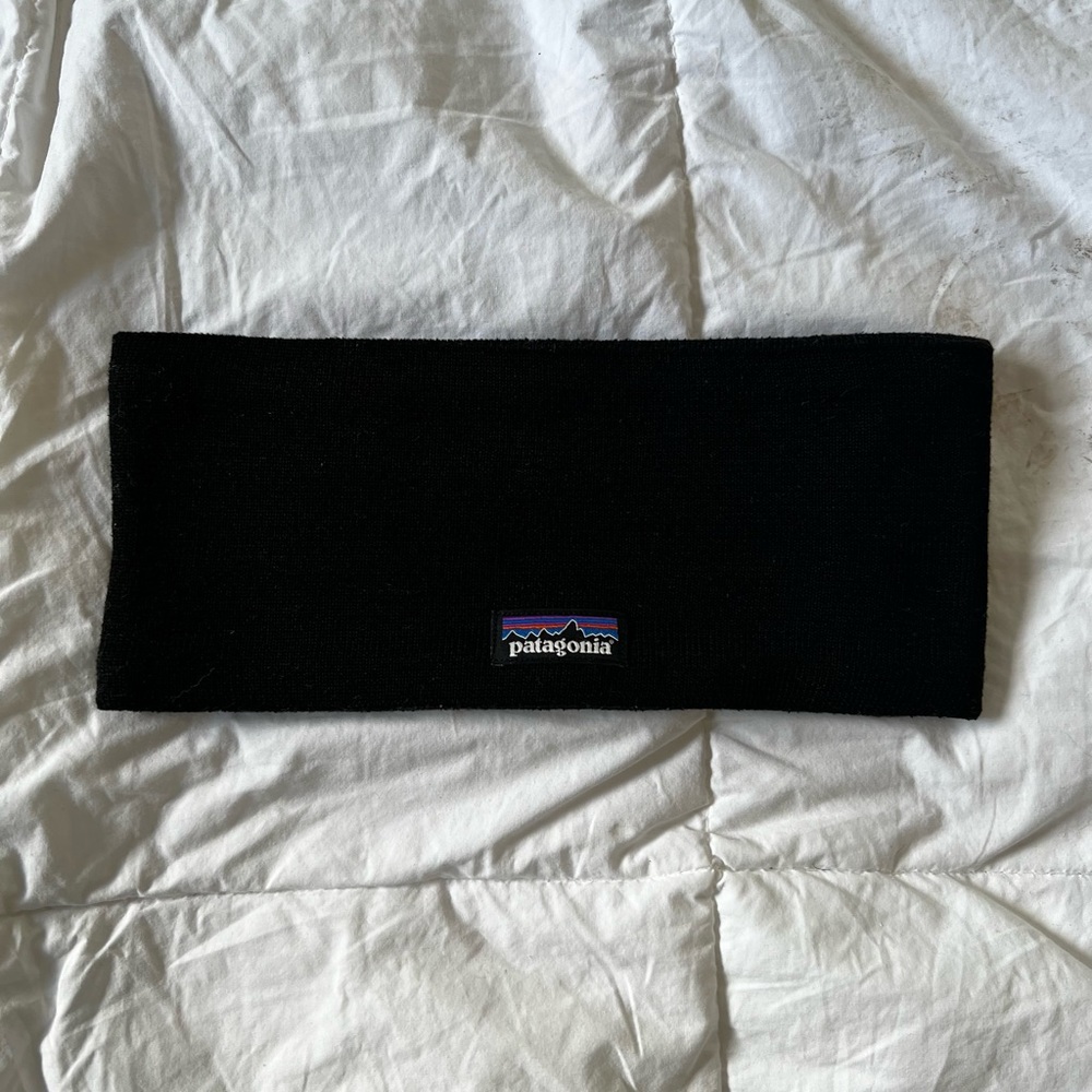 Patagonia Men’s “Powder Town” Black Headband O/S (One Size)